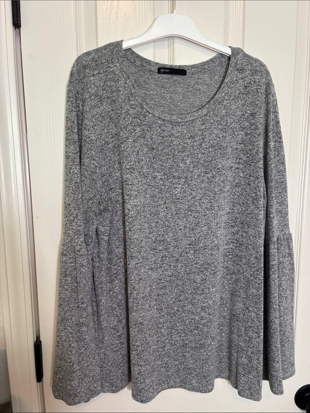 Gibson Heather Gray Scoop Neck Long-Sleeve Knit Top
